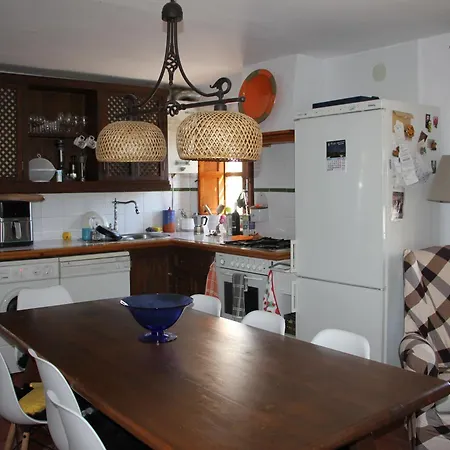 Cortijo Entero La Tina Nueva Holiday home El Batan (Jaen)