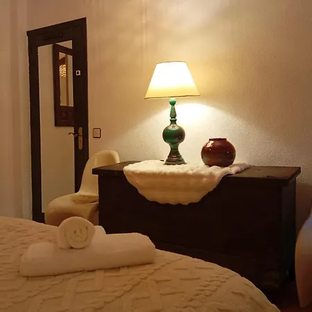 Cortijo Entero La Tina Nueva Holiday home El Batan (Jaen)